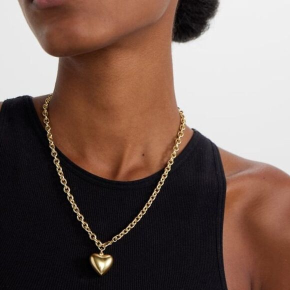 NWOT. $85 Roxanne Assoulin The Mini Puffy Heart Necklace in Gold Sz Small - Picture 1 of 11